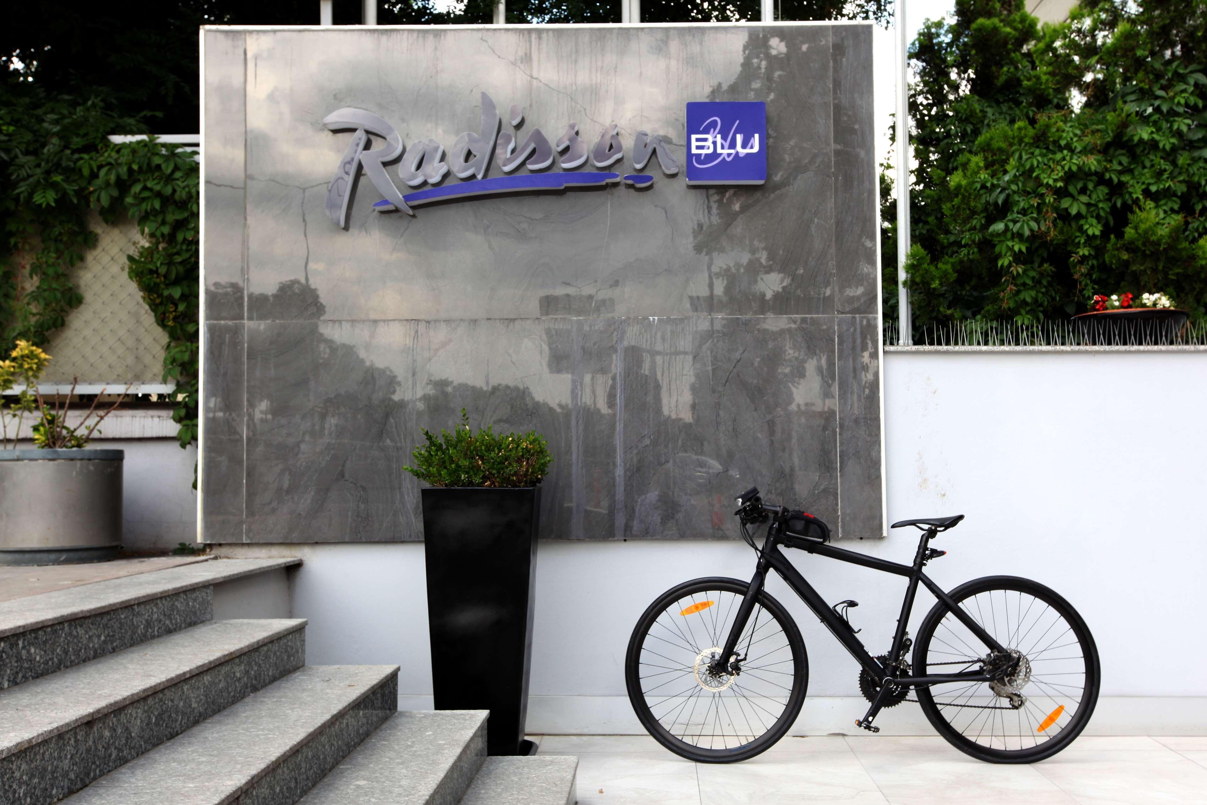Radisson Blu Ankara Hotel Bagian luar foto
